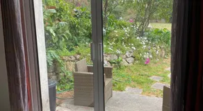 Chambre spacieuse indépendante dans villa plus parking privée - Image 4
