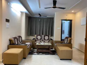 Hotel O SRINIVASA HOTEL LUXURY ROOMS - Image 3