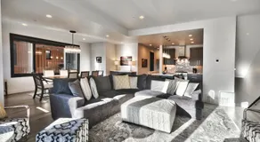 Juniper Landing - Luxury Townhouse - Outdoor Pool, Gym, Hot Tub in Canyons Village - Image 3