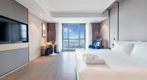 Atour Hotel Zhongshan West Xingzhong Plaza - Image 2