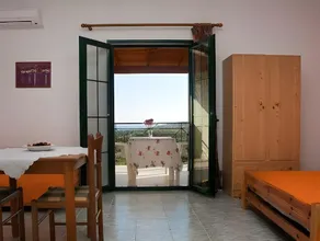 Galini Apartments - Image 2