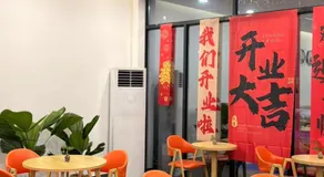 Xiaos Henderson Hotel - Image 5