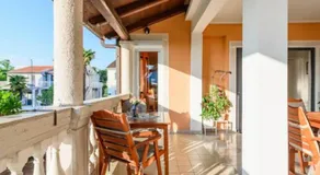 Apartment in Porec near Rock Beach - Image 5