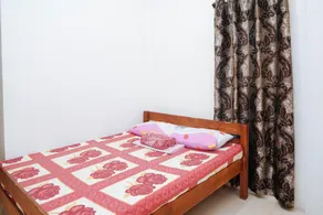 C Star Travellers Inn - Image 2