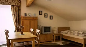 Haus Lowe - Image 2
