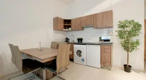 St. King 1 by Hi5 Apartments - Image 3
