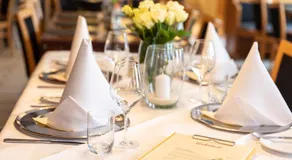 Hotel Restaurant Grüner Baum und Altes Tor - Image 5
