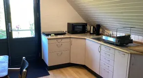 Enghaven Bed & Kitchen - Image 3