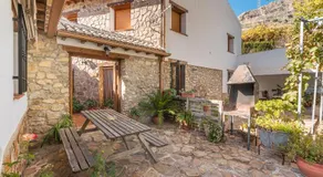 Atractivo apartamento vacacional con jardín, barbacoa y terraza | Vistas a la montaña | Admite mascotas - Image 5