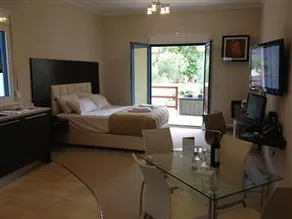 Pearl Bay Hotel Apartments - Image 2