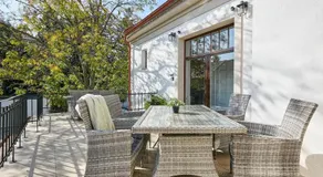 Villa Botaniq - Image 4