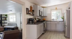 Comfy Home with Game Room & Back Yard - Kid Friendly - Image 5