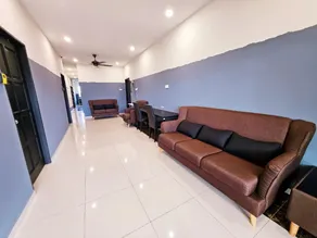 The Blue Guest House, WiFi, Free Parking, Aulong - Image 5
