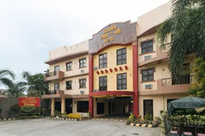 RedDoorz @ Golden Park Inn La Union - Image 4
