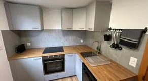 Completely refurbished comfortable apartment - Image 5