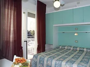 Hotel Fortuna - Image 2