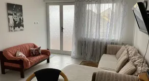 Friends Villa Apartments - Image 2