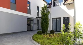 Dotis Apartman Tata - Image 2