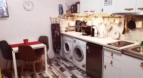 PIJAMA HOUSE - Bike & Bed - Image 3