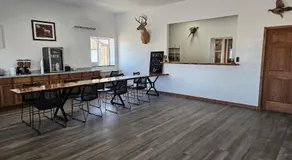 Shady Rest Motel - Image 2