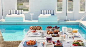 Mr and Mrs White Paros - Image 4