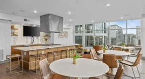 The Legend Suite Petnhouse The Gulch - Image 4
