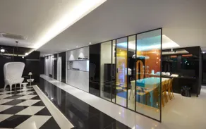 Hanam Alice Next Door - Image 3
