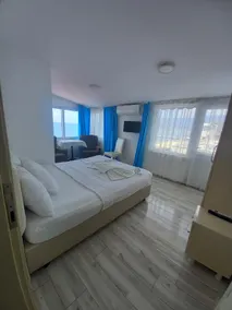 Paradise Hotel Akcay - Image 2