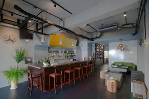 M House - Image 5
