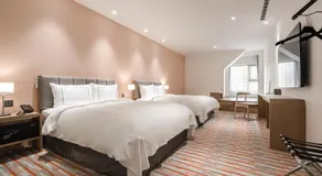 Phoenix Hotel Taichung - Image 2