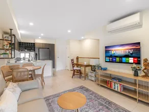 Close to Airport, Cafes, Train & Boondall Wetlands - Image 2