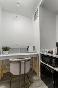 Bay Ridge ApartHotel - Image 4