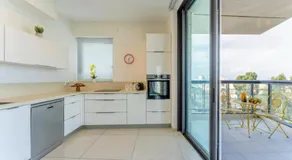 HolySuite J Tower - Image 5