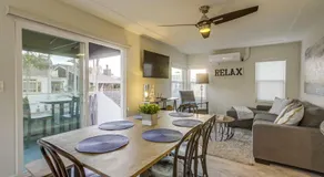 Bayside Retreat with Water Views Near Beach with AC and Private Patio - Image 4