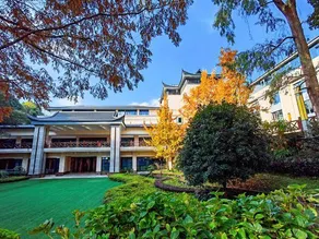 Cuiping Mountain Hotel - Image 3