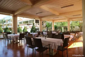 Splash Oasis Resort & Hotel - Image 3