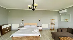 Lia's Guest House - Image 2