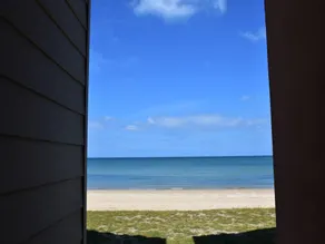 Beautiful holiday home with courtyard - Image 2