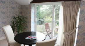 Woodhill House - Image 4