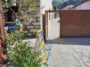 Grandpa's house & Coffee-shop - Image 2