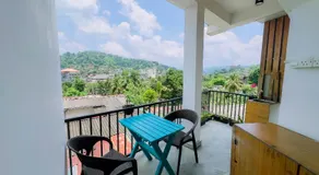 The Kandy Home & City mirror Hostel - Image 3