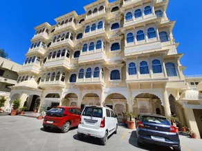 The Amar Mahal by Trulyy - Image 3