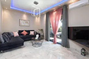 Lux City Apartment - Image 2