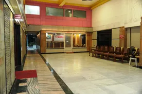 Sonar Bangla's Motel Midway - Image 5