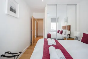 Roomspace Serviced Apartments - Swan House - Image 5