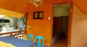 Emil's Beach Cottage - Image 3