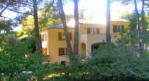A Torra - Image 3