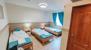 Castle Park Suites - Image 2