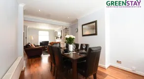 "Honeysuckle House Chester" by Greenstay Serviced Accommodation - Large 3 Bed House, Sleeps 6, Perfect For Contractors, Business Travellers, Families & Groups - Image 2
