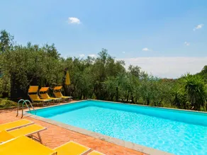 Farmhouse in Montecatini Terme with Sauna - Image 3